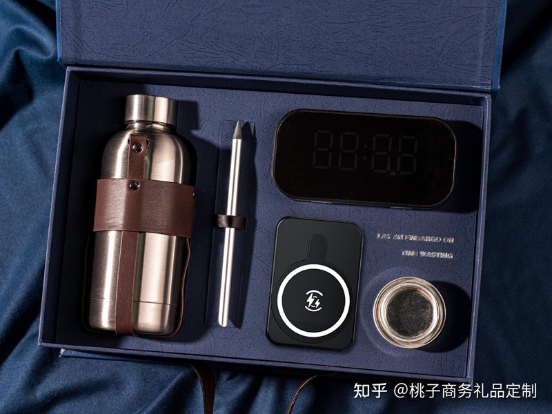商务礼品定制:企业形象的最佳体现